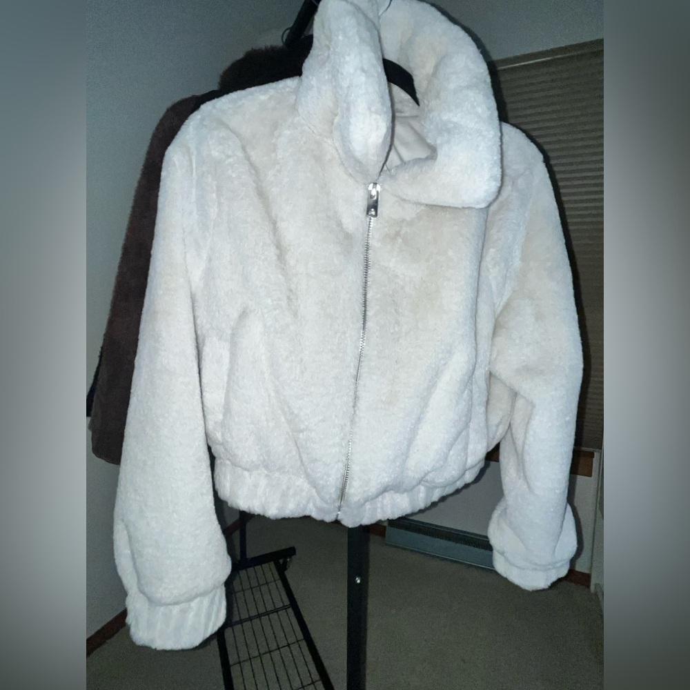 Cozy Teddy Jacket - Cream Zip-Up Women's Coat